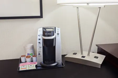 Holiday Inn Express & Suites San Francisco Fishermans Wharf Отели рядом с достопримечательностью «Викторианские дома»