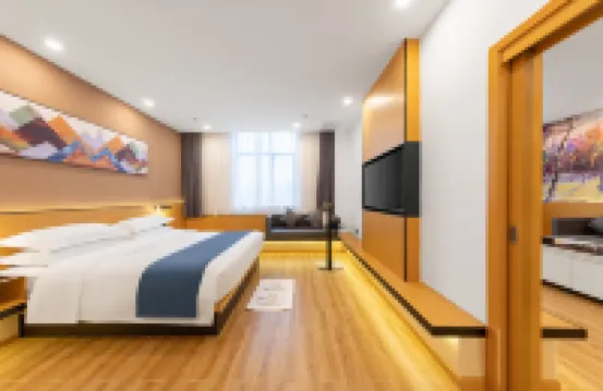 天牧路家ホテル（仏山魁奇路地下鉄駅新DNA）