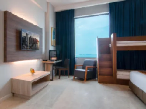 Hompton Hotel by The Beach Hotels in Tanjung Bungah