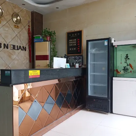 Sui County Donghu Hotel