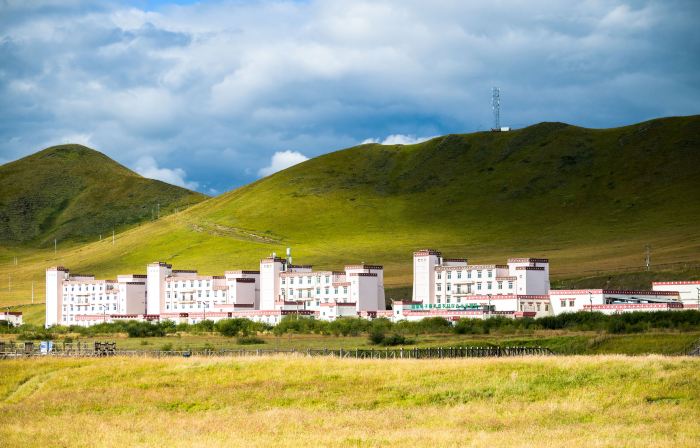 Yellow River Bay Hotel