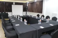 Idea's Hotel Hotels in Batununggal