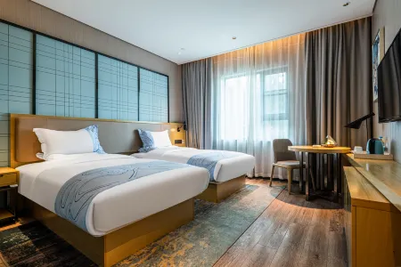 Yeste International Hotel