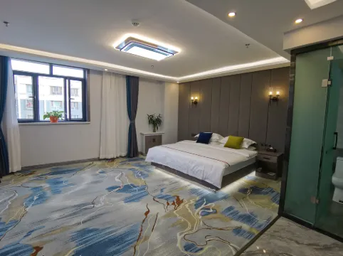 瀾冦酒店（庫爾勒市政府店）