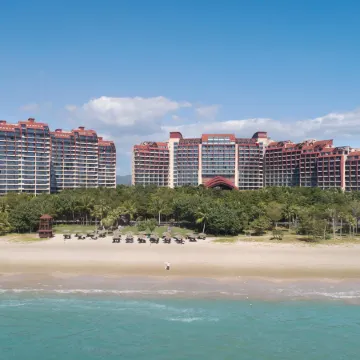 Pullman Oceanview Sanya Bay Resort & Spa