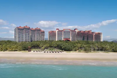 Pullman Oceanview Sanya Bay Resort & Spa Отели в г. Санья