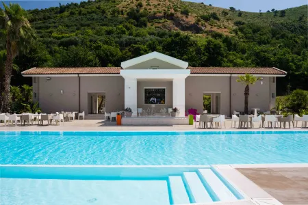 Likò Resort Отели в г. Nocera Inferiore
