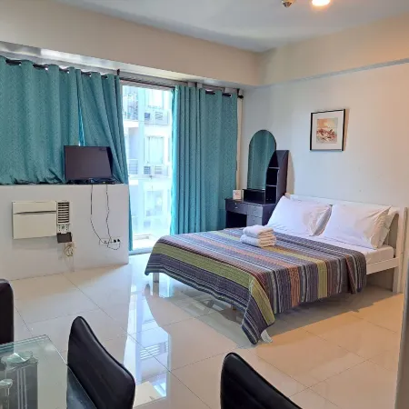 Palm Tree Villas condo by Anne