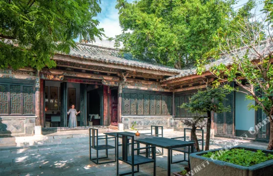 建水聽紫雲度假酒店