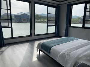 Guangde Xinlonghu Resort