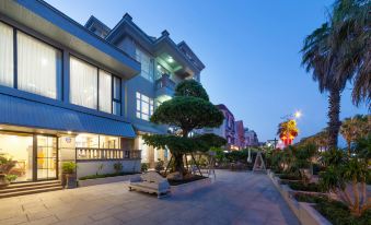 Bolan coffee resort on Meizhou Lsland