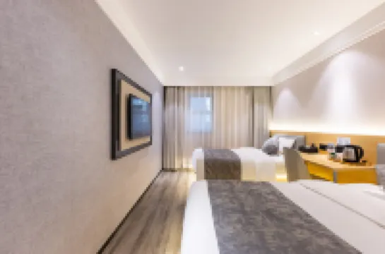 Chonpines Hotel (Beijing Sanyuanqiao Yansha Embassy District Store)