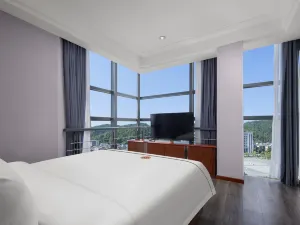 King's Park International Hotel