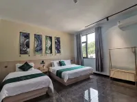 Yanzhan Inn (Inside Taishan Overseas Chinese Farm) Hotels near Southeast Asian Folklore Garden of Overseas Chinese