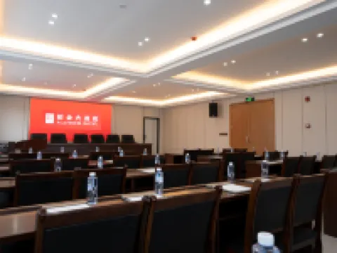 PLATINUM HOTEL Các khách sạn ở Tuyên Hán