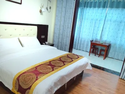 Xinning Longhua Xirui Inn Hotel in zona Lajiaofeng