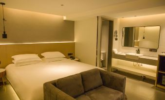 Lushan Dalin Chujian Villa Hotel (Guling Street Branch)