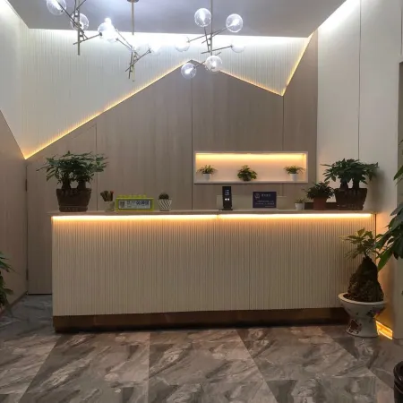 Yiliang Xiyue Homestay Отели в г. Илян
