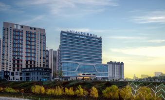 Lavande Hotel Xiangyuan East Lake Branch