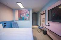Donglin Yuehe Qingju Hotel (Children's Hospital Store on Altay Road, Urumqi) - رومانسي