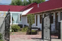 Zhaosu Huashijian B&B Restaurant Hotels in Zhaosu