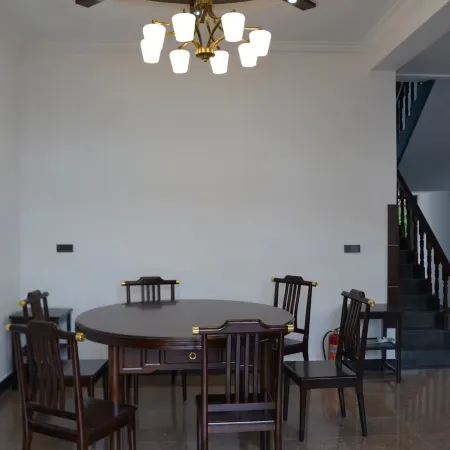 Lanxi Yueyixuan Homestay (Youbu New Village Branch)