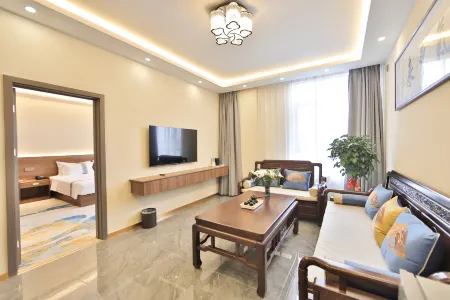 Changbai Mountain Songyunjian Boutique Hotel