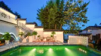 Jiuhuashan Shangquanlinshe Homestay (Roushen Baodian) Hotels in Qingyang