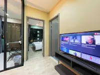 The Base Prime - Pattaya Beach - balcony