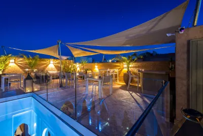 리아드 호우마  호텔