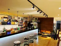 格桑花·Horizonview雲畔·全景美宿（豐寧壩上草原大灘鎮店） - 酒吧