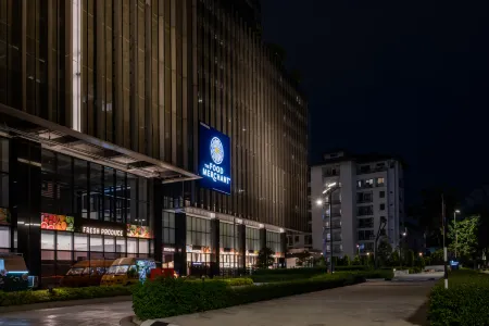 Pavilion Embassy Suites KL by Perfect Host