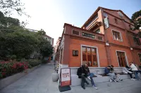 Shuyu Homestay (Quanzhou West Street Zhongshan Road Shuimen Guozi noodle shop)