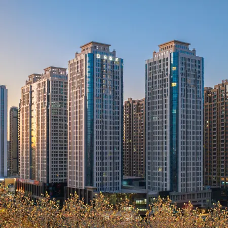 Atour Hotel Xinxiang East Station Pingyuan Road