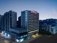 南京濱江雅高瑞享酒店 鄰近粵江塔的酒店
