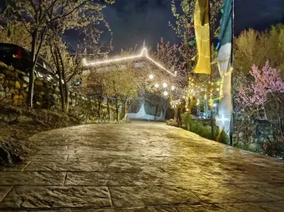 Danba Time Starry Sky Guesthouse Hotels in Jiaju Tibetan Village