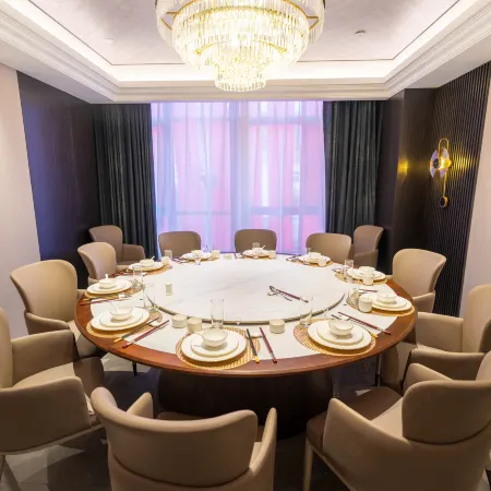 Xunyang Jinhua Hotel