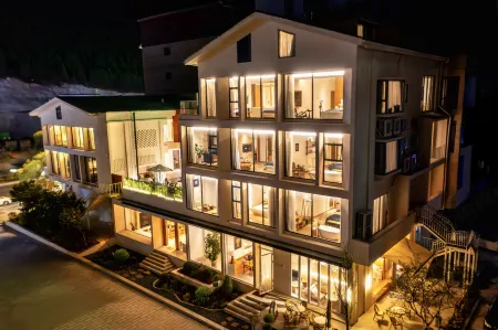 Leli Villa Designer Homestay (Kaili South High-speed Railway Station)