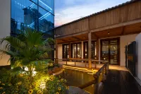 Banshan Porcelain House Homestay Hotels in Jingdezhen North Station