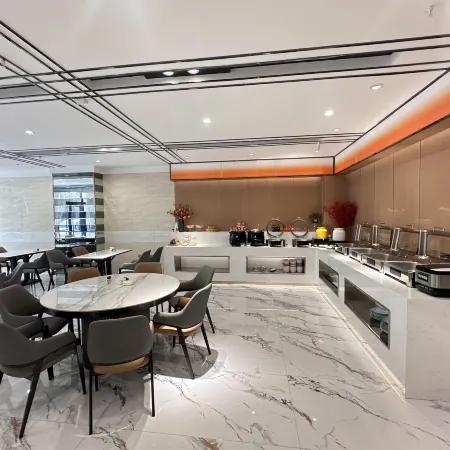 Crowne Plaza Hotel