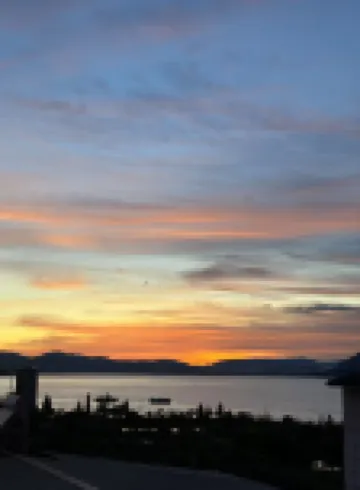 Haili Lakeview Chinese Inn