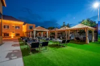 Rezen Huasheng Resort Hotel (Nalati Scenic Area)