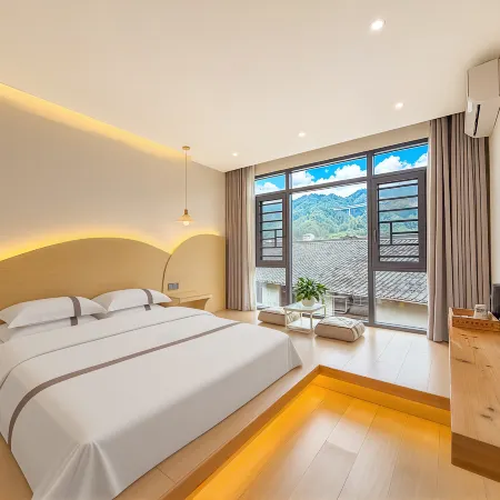 Zhaoxing Manshan Yueju · Chill Inn Light Luxury Boutique Stay (Zhaoxing Dong Village)