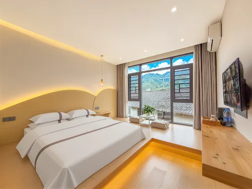 Zhaoxing Manshan Yueju · Chill Inn Light Luxury Boutique Stay (Zhaoxing Dong Village)
