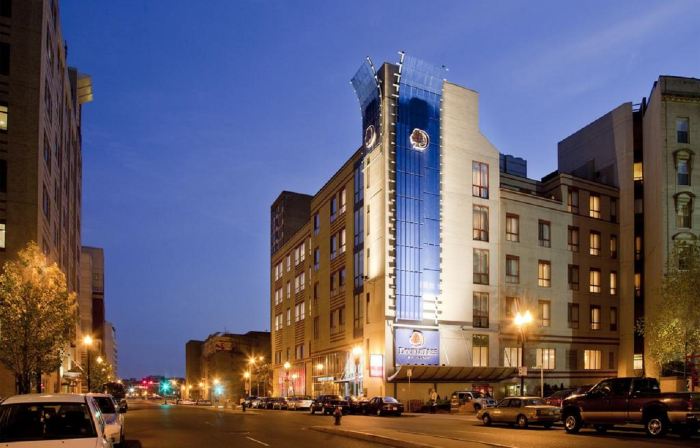 DoubleTree by Hilton Hotel Boston - Downtown