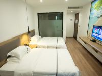 琼海椰枫商务酒店 - 标准双床房