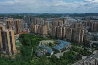Yulin Garden Hotel (Nanbu government) فنادق في مديرية نانبو