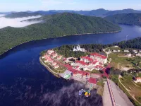 Zhen'guo Yangshenggu No.1 Manor Hotels in Tonghua County