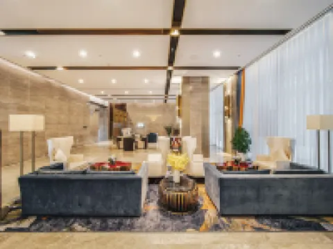 黄石大冶長紅ホテル（大冶北駅） 大冶のホテル