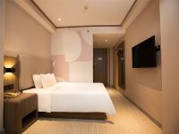 汉庭酒店(郑州文化路店) - 高级大床房